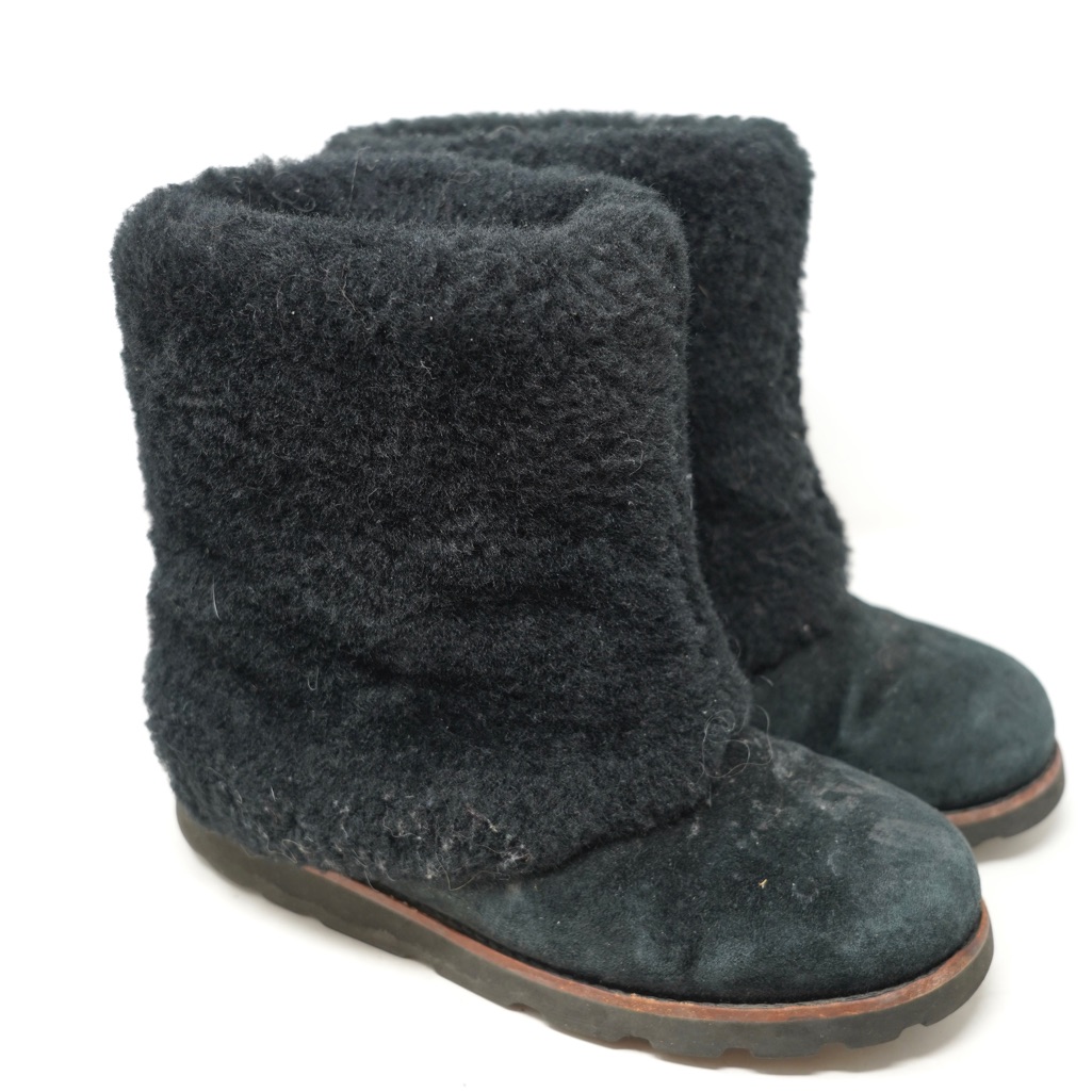 Womens Ugg Maylin Black Shearling Suede Boots Winter Size 7
